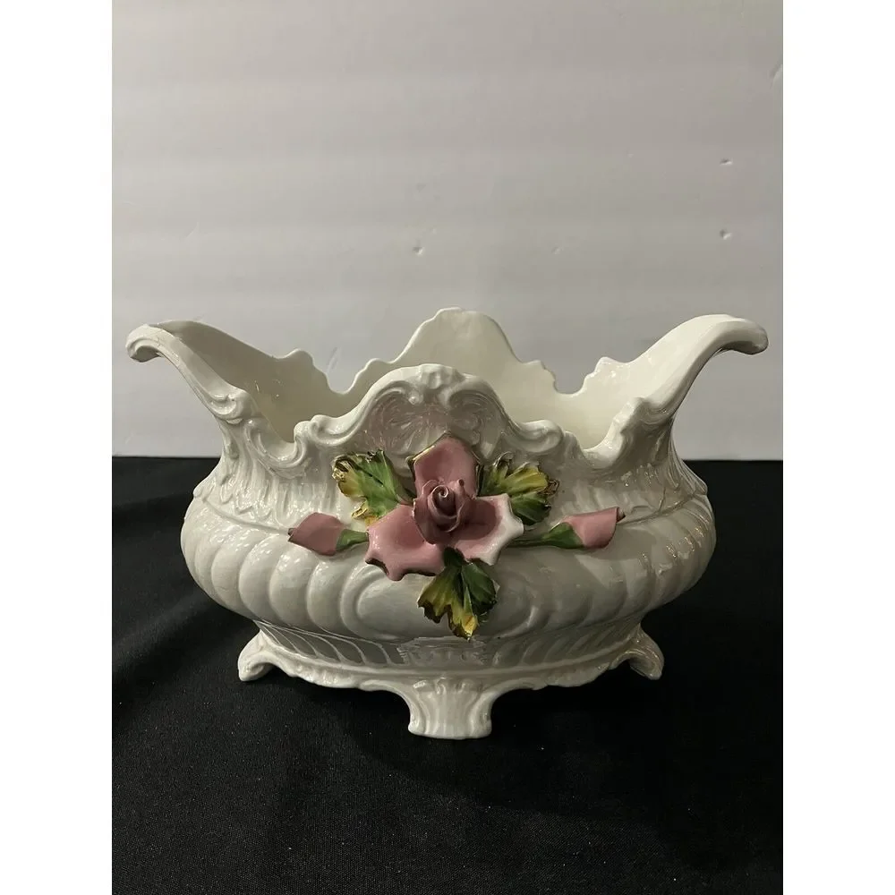 Vintage Italy‎ Capodimonte Footed Porcelain Centerpiece Bowl